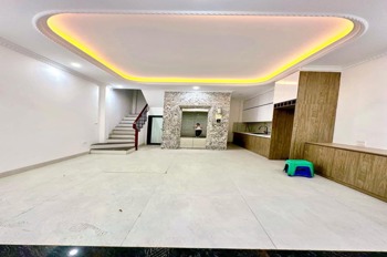 Chỉ 11.5 Tỷ Sở Hữu Ngay Biệt Thự 6 Tầng, Thang Máy, Nguyễn Khang, Cầu Giấy