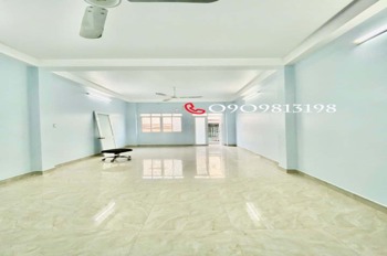 Nhà Quận 1 - SHR 4 Tầng - Vị Trí Đắc Địa - Giá Tốt
