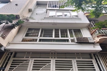 Bán Nhà Phố Đống Đa - 34m2, Mặt Tiền 5m, 16.8 Tỷ - Vị Trí Đắc Địa