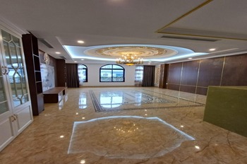 Cho thuê nhà mới thông sàn, thang máy, mặt tiền 6m, Nguyễn Văn Huyên