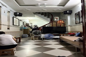 Lô Góc 4.5 Tầng Kim Giang - Gần Đường Ô Tô - Giá 7.35 Tỷ