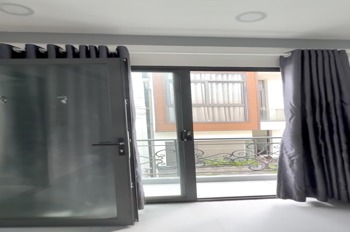Nhà Mặt Tiền 4 Tầng, 8.6m - Huỳnh Văn Bánh - Vị Trí Đắc Địa - Giá 6.9 Tỷ