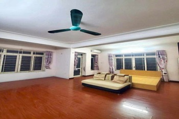 Siêu phẩm 6 Tầng - 137m² Xuân Thủy - Giá 30 Tỷ