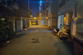 Nhà Đại Mỗ 57m2, 4 Tầng, Giá Tốt - Gần Mặt Phố, Oto Đỗ Cửa