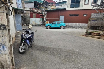 Bán nhà riêng tại Gia Lâm - 70m2, 4.x tỷ - Vị trí đẹp, giao thông thuận tiện