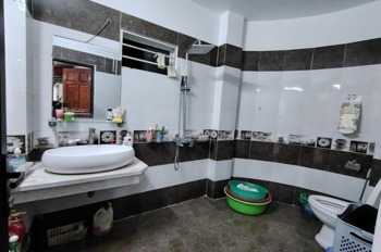 Bán nhà 5 tầng lô góc Hoàng Hoa Thám, Ba Đình - 9.4 tỷ