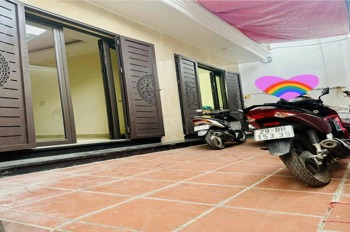 Nhà phố Tân Khai - Lĩnh Nam - Giá 8 tỷ - 38m2x5T - Gần Sunshine Garden