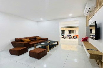Căn hộ 2 ngủ Cầu Giấy - Giá 4 tỷ - Vị trí đẹp, tiện ích đầy đủ