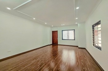 Bán nhà phố Lê Thanh Nghị, Hai Bà Trưng - 5 Tầng, Thang Máy, Lô Góc