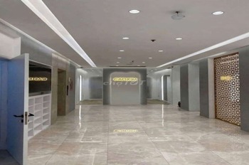 Cho thuê mặt tiền 12x20m đường Lý Tự Trọng, Quận 1 - Giá 550tr/tháng