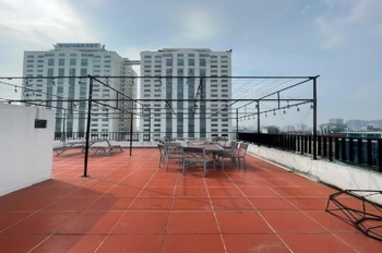 Bán nhà mặt tiền Hoàng Quốc Việt 75m2, 8 tầng, 7.7m, Kinh doanh đỉnh cao, Giá 35 tỷ