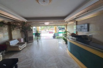 Hoàng Quốc Việt - Tòa nhà 6 tầng, Mặt tiền 6.2m, Kinh doanh siêu lợi nhuận
