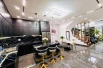 Bán nhà phố Đại La, Hai Bà Trưng - 54m2, Full Nội Thất, Sát Mặt Phố