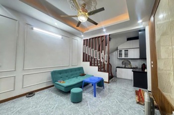 Nhà 5 Tầng Vĩnh Hưng, Hoàng Mai: 10m Ra Phố, 5.8 Tỷ - Vị Trí Đắc Địa