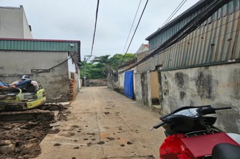 Bán nhà Đức Diễn, Hà Nội - 53m2, 4 Tầng, Giá Tốt, Vị Trí Trung Tâm