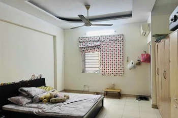 Nhà Phố Nguyễn Chí Thanh, Đống Đa: 50m2, 5 Tầng, Mặt Tiền 4.2m, Giá 1x Tỷ