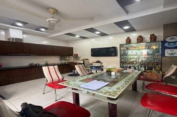 Bán Biệt Thự 3 Tầng, 150m2, Bình Tân - Giá 12.5 Tỷ