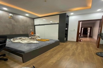 Nhà đẹp Mễ Trì - 55m2 - Ô tô đỗ cổng - Nội thất gỗ Lim - Giá 12 tỷ