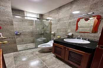 Nhà đẹp gần phố Nguyễn Khuyến - Giá tốt nhất khu vực