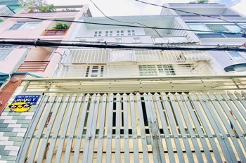 Bán Nhà Gò Vấp - 50m2, 3 Tầng, 5.3 Tỷ - Vị Trí Đắc Lộc