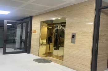 Cho Thuê Nhà Mới Mặt Phố Hồ Tùng Mậu - 70m2 x 6 Tầng, Thang Máy, Giá 38tr