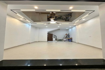 Siêu phẩm nhà mặt ngõ kinh doanh - Lô góc 5 tầng - Quận Cầu Giấy