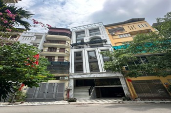 Cho Thuê Nhà Ngõ 156 Võ Chí Công - 30 Triệu/Tháng - 170m2 - 4 Tầng