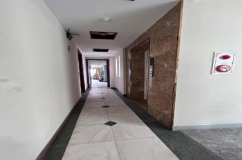 Bán Gấp Khách Sạn 3 Sao Mặt Phố Triệu Việt Vương - 82 Tỷ
