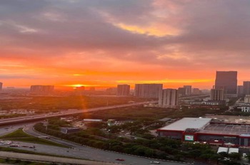 Bán Căn Hộ 2PN Vinhomes D’Capitale: View Hồ, Giá Tốt Nhất