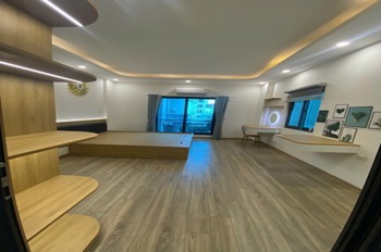 Bán nhà Ngô Quyềnh Hà Đông, 5 tầng, lô góc, 8.5 tỷ