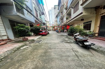 Bán Nhà Phố Phan Chu Trinh 30m2, 3 Tầng, Ô Tô Tránh Đỗ - Giá 7.1 Tỷ
