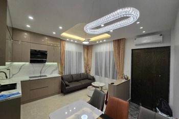 Nhà Phố Trần Duy Hưng - Full Nội Thất - View Phố Xanh - Giá Tốt