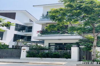 Bán Biệt Thự Sol Lake Villa Dương Nội - 200m2, Mặt Tiền 10m, Giá 28 Tỷ
