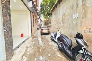 Định Công DT50m² 5 Tầng - Ô Tô Vào Nhà - KD Đỉnh