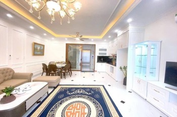 🏠 Bán nhà Cầu Giấy 6 tầng, thang máy, 45m² - Vị trí đẹp, ô tô dừng đỗ 24/24