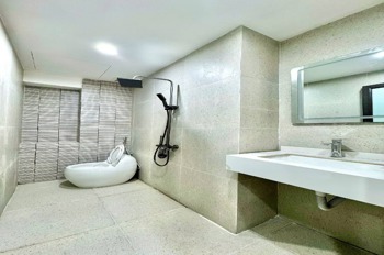 Bán Gấp Nhà Mới Full Nội Thất, 10m Ra Ô Tô - Trương Định - Giá Tốt
