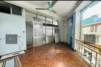 Bán nhà mặt phố Đê La Thành: Vị trí đắc địa, kinh doanh sinh lời, không lo giải tỏa