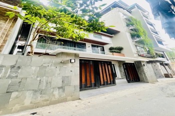 Căn Villa Cao Cấp Mặt Tiền Quận Thanh Xuân, Hà Nội - 155m2