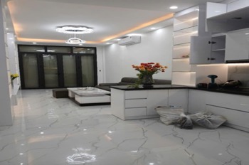 Bán nhà phố Nguyễn Phúc Lai - 5 tầng, Thang Máy, Full Nội Thất