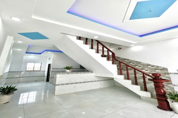 Nhà Chủ Ngộp Hóc Môn: Giá Chỉ 650tr, SHR, Vào Ở Ngay