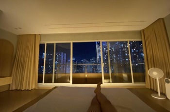 Bán Căn Hộ Cao Cấp 17T Hoàng Đạo Thúy: 3PN, 130m², Full Nội Thất - Giá 9 Tỷ