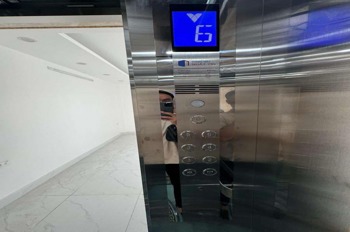 Bán Gấp Nhà Phố Phùng Chí Kiên - Giá Chỉ 15 Tỷ
