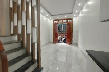 Bán nhà Đông La - Giá Tốt, Vị Trí Đẹp, Pháp Lý Sạch
