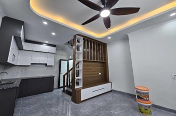 Bán Nhà Tây Tựu - 5 Tầng, 30m2, 5.7 Tỷ - Vị Trí Đẹp, Gần Chợ