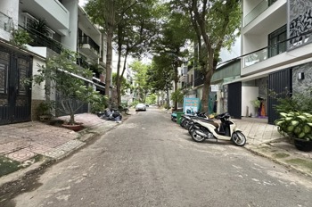 Nhà phố 4 tầng Bình Thạnh - 75m2 - 4PN - Giá Tốt - Vị trí Đắc Địa