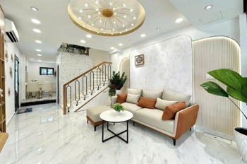 Bán nhà đường Lê Văn Lương, Quận 7 - 180m2, 6.5 tỷ - Vị trí đẹp, tiện ích đầy đủ