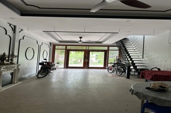 Bán Nhà Lai Xá - 75m2, 5.5 Tầng, Mặt Đường 24m, Giá Tốt