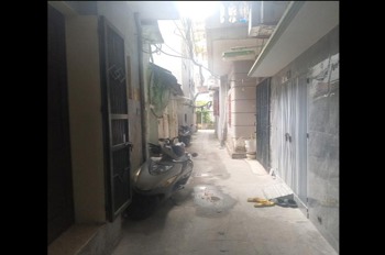 Bán Gấp Nhà Ba Đình 30.3m²x 3T, 2 Mặt Tiền - Sổ Đỏ - Giá Tốt