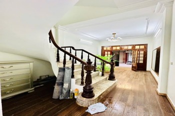 Bán nhà phố An Dương, 4 tầng, ô tô vào cửa, giá 9.3 tỷ