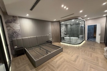 Bán nhà 5 tầng Ngọc Lâm - Gara, Thang Máy, Vỉa Hè - 85m² - Mặt tiền 4.2m - Giá 23.5 tỷ